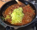 Une image de l'étape 8 de Farce/sauce au bœuf, courgette, tomates et oignon au bouillon de courge et cumin.