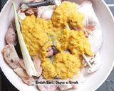 Foto langkah ke 1 dari resep Ayam Goreng Sambal Hitam Madura.