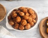 Foto langkah ke 6 dari resep Sago Palm cheese Ball - Gluten free.