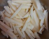 फ्रेंच फ्राई (French fry recipe in Hindi) रेसिपी चरण 2 फोटो