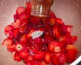 Foto langkah ke 2 dari resep 257. STRAWBERRY HONEY JAM || ENAK, SEGAR & SEHAT.