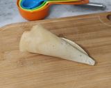 A picture of step 5 of Ice Cream Cone.