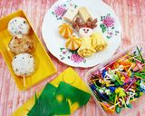 Foto langkah ke 5 dari resep Bento Bola Nasi.