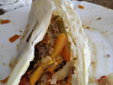 Tacos con verduras y carne