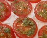 Une image de l'étape 3 de 𝕋𝕠𝕣𝕥𝕒 𝕄𝕒𝕞𝕒𝕞𝕚𝕒 Ricotta/Tomates/Pesto.