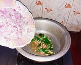 A picture of step 4 of Tomato Thokku.