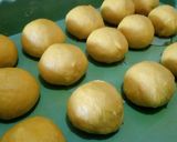 Foto langkah ke 6 dari resep Donat labu kuning.