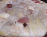 Foto del paso 5 de la receta: Tortilla de vegetales con salchichas y queso