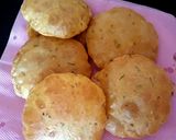 A picture of step 6 of Aloo masala poori.