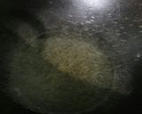 A picture of step 1 of Besan Sooji Halwa.