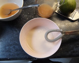 Foto del paso 4 de la receta: Bizcocho de pomelo rosa y lima