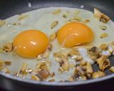 Foto del paso 2 de la receta Desayuno saludable para dieta de huevos revueltos con tostada