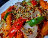 पास्ता पिज़्ज़ा (Pasta Pizza recipe in hindi) रेसिपी चरण 6 फोटो