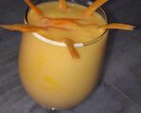 A picture of step 1 of Carrot milkshake.