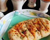 গার্লিক ব্রেড(garlic bread no oven cooking recipe in Bengali) রেসিপির ধাপ 6 ছবি
