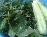 Foto langkah ke 1 dari resep Sayur bening bayam wortel.