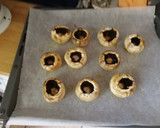 Foto del paso 1 de la receta: Champiñones rellenos de queso azul y huevos de codorniz