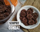 Foto langkah ke 5 dari resep Semprit coklat NCC.