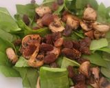 Foto del paso 3 de la receta: Ensalada de Espinacas y Champiñones muy Colorida