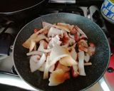 Foto del passaggio 1 della ricetta Scaloppine di vitello ai funghi di bosco 🍄🌳🍁🍂