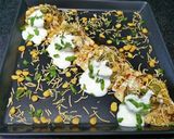 A picture of step 9 of Biscuit papdi chaat.