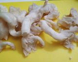 Foto langkah ke 1 dari resep Jamur Tiram Crispy.