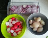 Mézes-fűszeres-málnaecetes hagyma recept fázis 3 fotója