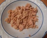 Foto del paso 3 de la receta: Empanadillas rellenas de atún, huevo y aceitunas
