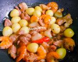 Hình bước làm 4 của món Thịt kho tiêu,trứng cút và tôm