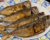 Foto langkah ke 2 dari resep Ikan Kembung Tumis Saus Tiram.