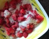 Fresh Strawberries Cobbler without Oven recipe step 2 photo