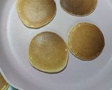 Foto langkah ke 3 dari resep Pancake simple tanpa mixer.