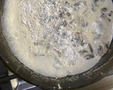 Foto del paso 2 de la receta: Pollo en crema de champiñones