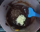 A picture of step 4 of Double Chocolate Muffins.