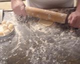 A picture of step 5 of Auntie Mary's Cookies.