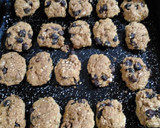 Foto del paso 4 de la receta: Galletitas de avena, coco y frutos secos