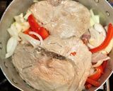 Foto del paso 3 de la receta: Cerdo a la cacerola