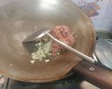 รูปขั้นตอนการทำที่ 2 ของ หมูผัดขึ้นฉ่าย