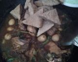 Foto langkah ke 4 dari resep Semur ayam tahu telor.