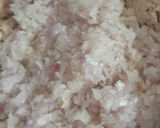 A picture of step 2 of Chicken mince filling.
