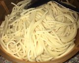A picture of step 3 of Spaghetti stir fry.