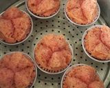 Foto langkah ke 4 dari resep Bolu kukus buah naga.