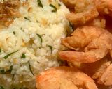Foto langkah ke 5 dari resep Nasi Daun Jeruk Udang Krispi.