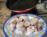 Foto del paso 3 de la receta: Pescada con almejas y gulas