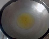 A picture of step 2 of Jeera Rice.