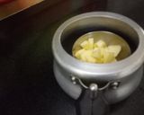 A picture of step 5 of Apple puree.