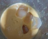 A picture of step 2 of Mango milk shake.