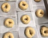 Foto del passaggio 3 della ricetta Ciambelle profumate