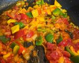 Foto langkah ke 5 dari resep Easy seafood paella.