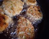 Foto del paso 7 de la receta: Torrejas de arroz, perejil y ajo🍃